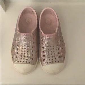 Sparkly pink natives! Gently worn